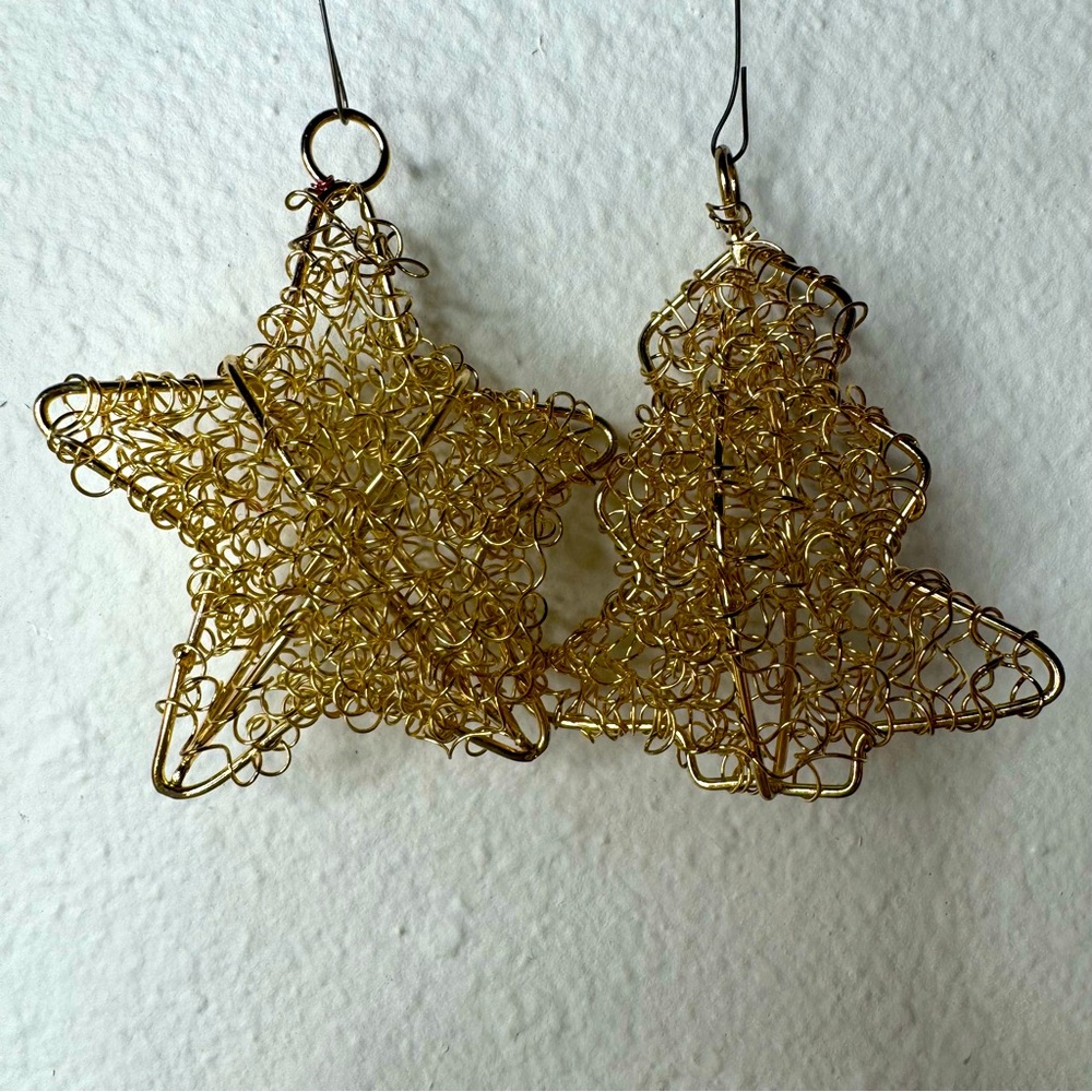 Gold Colored Squiggly Wire Christmas Tree and‎ Star Ornaments Set of 2
